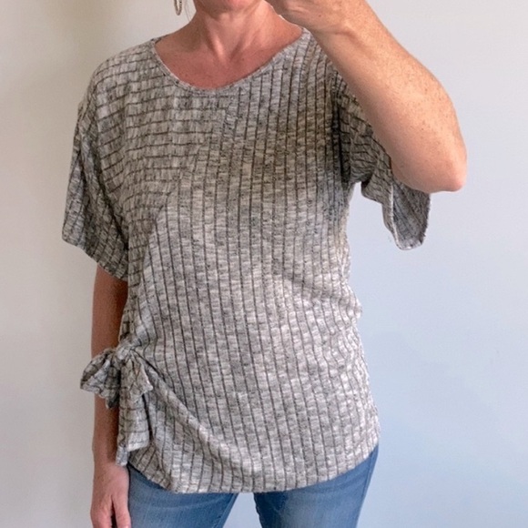 Marbled Grey Color Side Tie Top - Picture 3 of 7